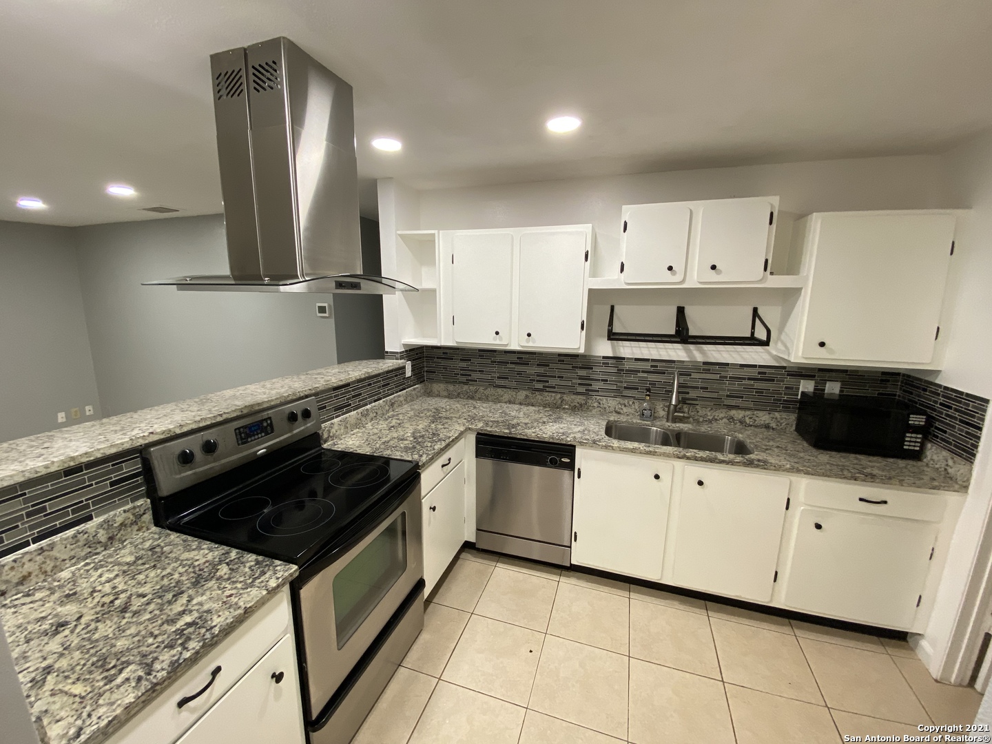 7318 Hunters Lake San Antonio TX 78249