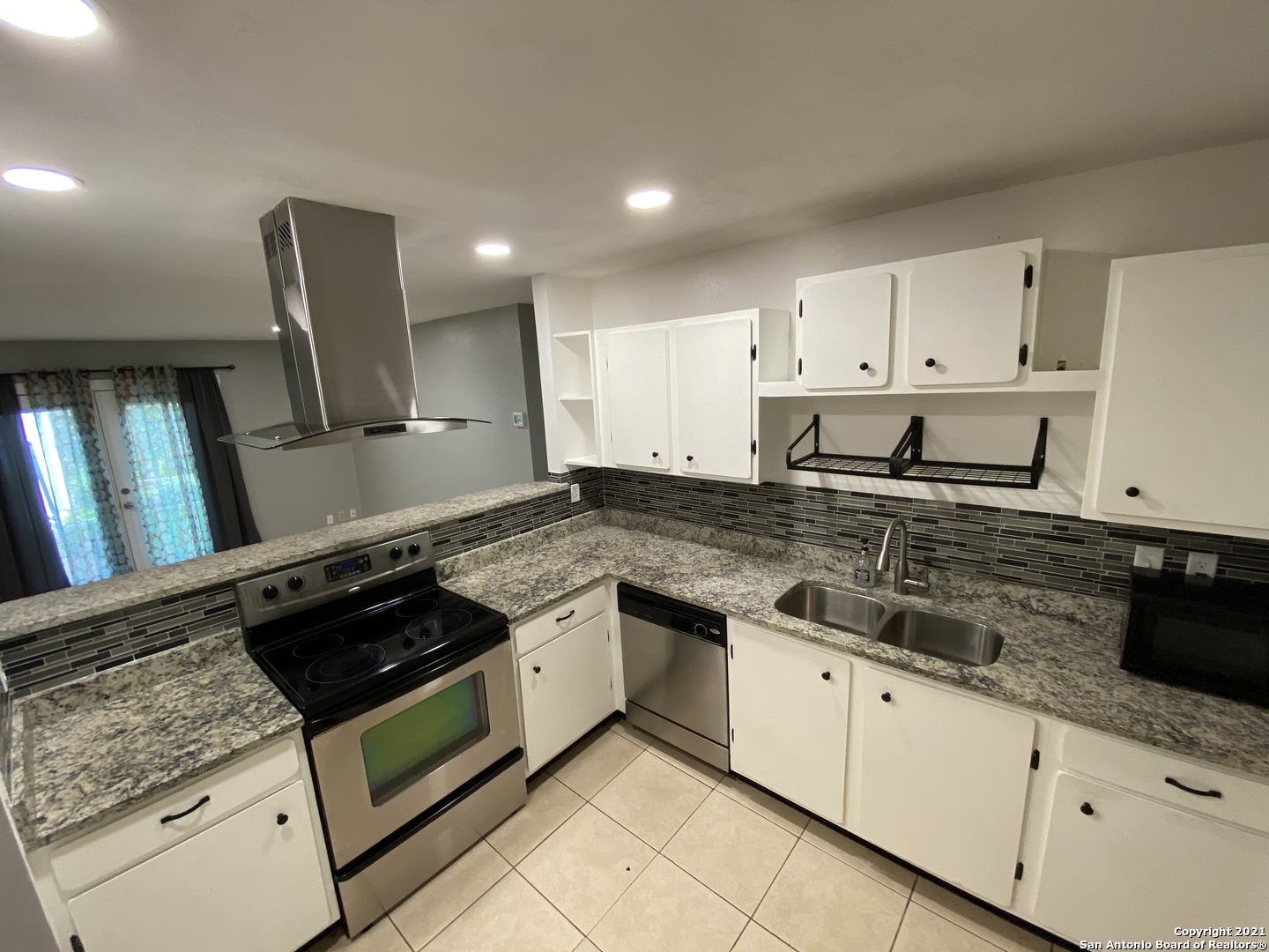 7318 Hunters Lake San Antonio TX 78249