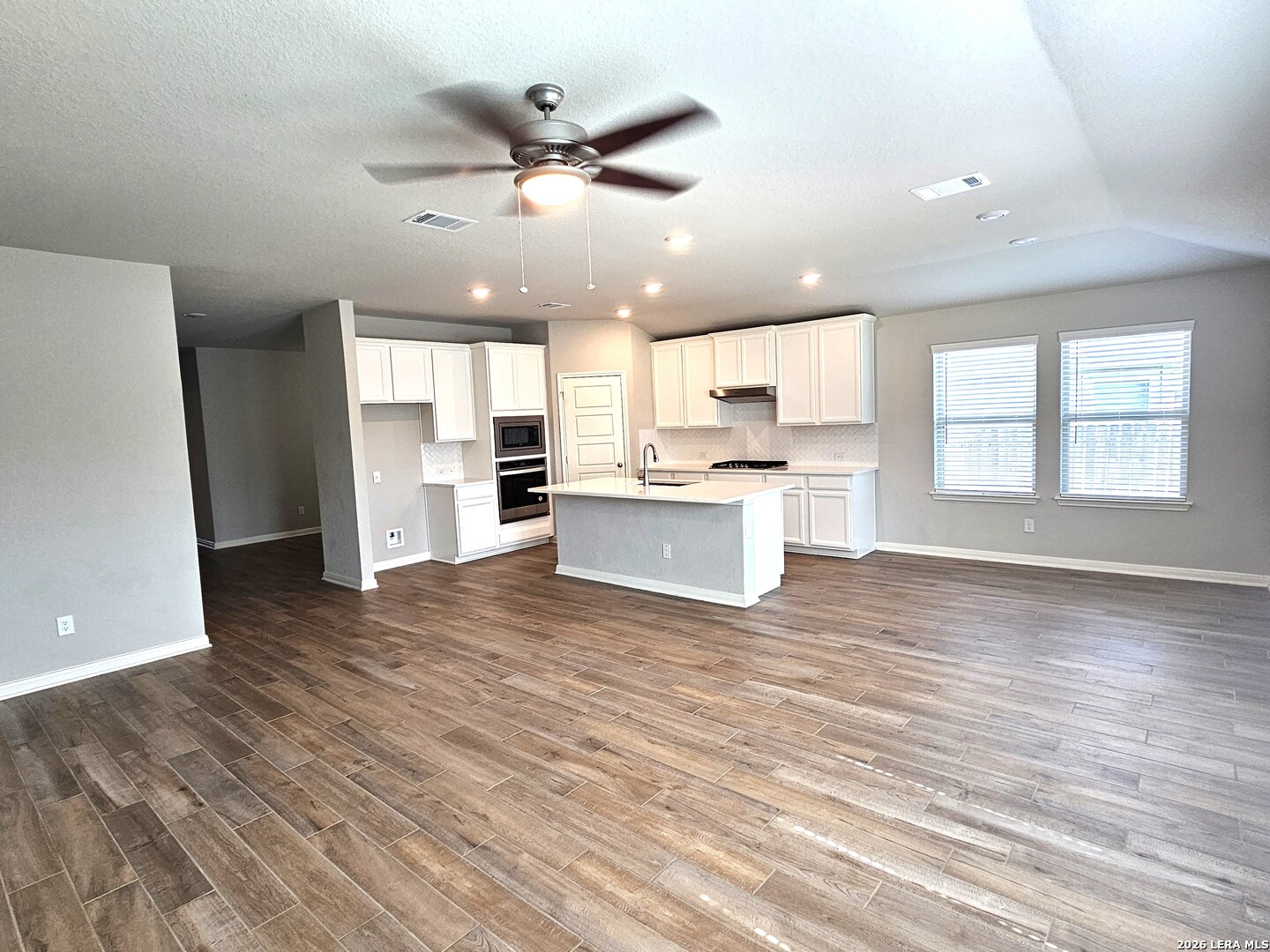 17027 Barker Path San Antonio TX 78247