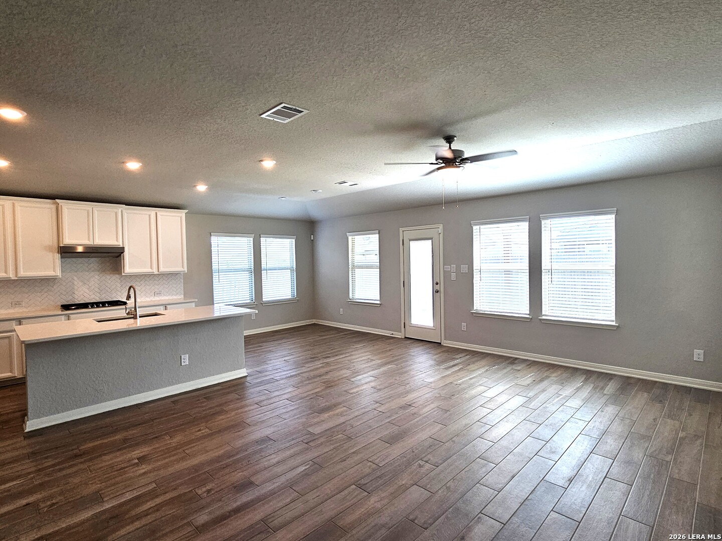 17027 Barker Path San Antonio TX 78247