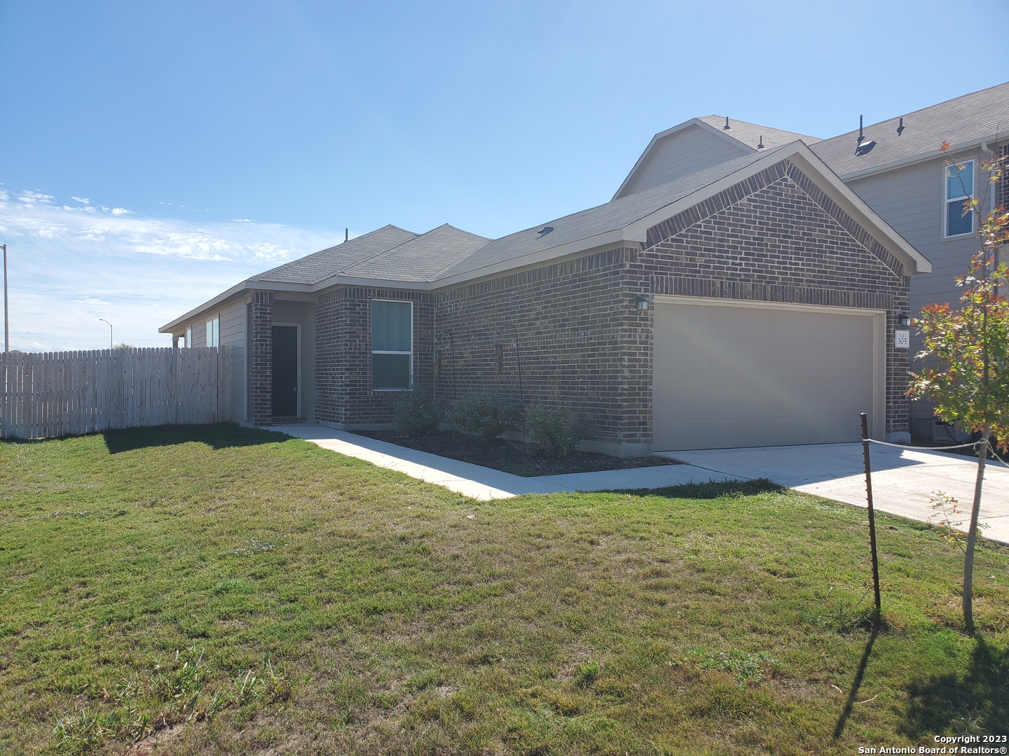 305 Dakota Creek New Braunfels TX 78130