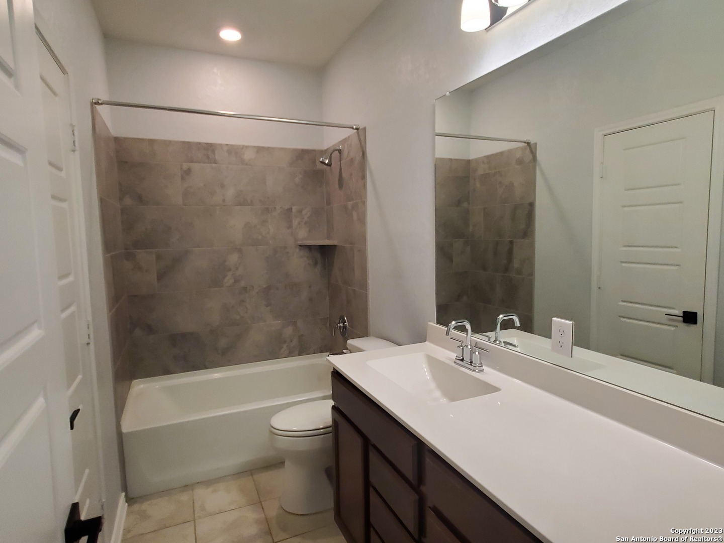 305 Dakota Creek New Braunfels TX 78130
