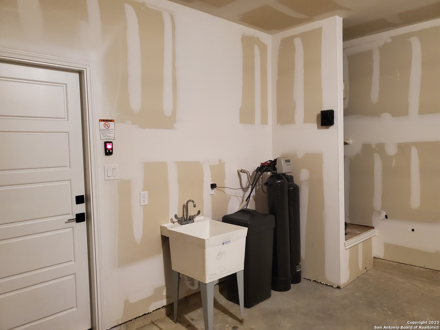 305 Dakota Creek New Braunfels TX 78130
