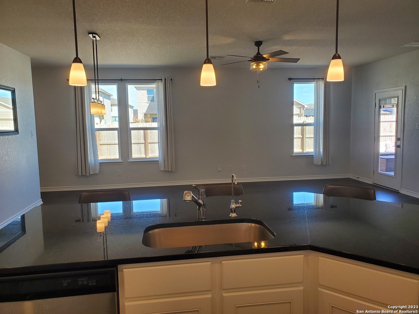 305 Dakota Creek New Braunfels TX 78130