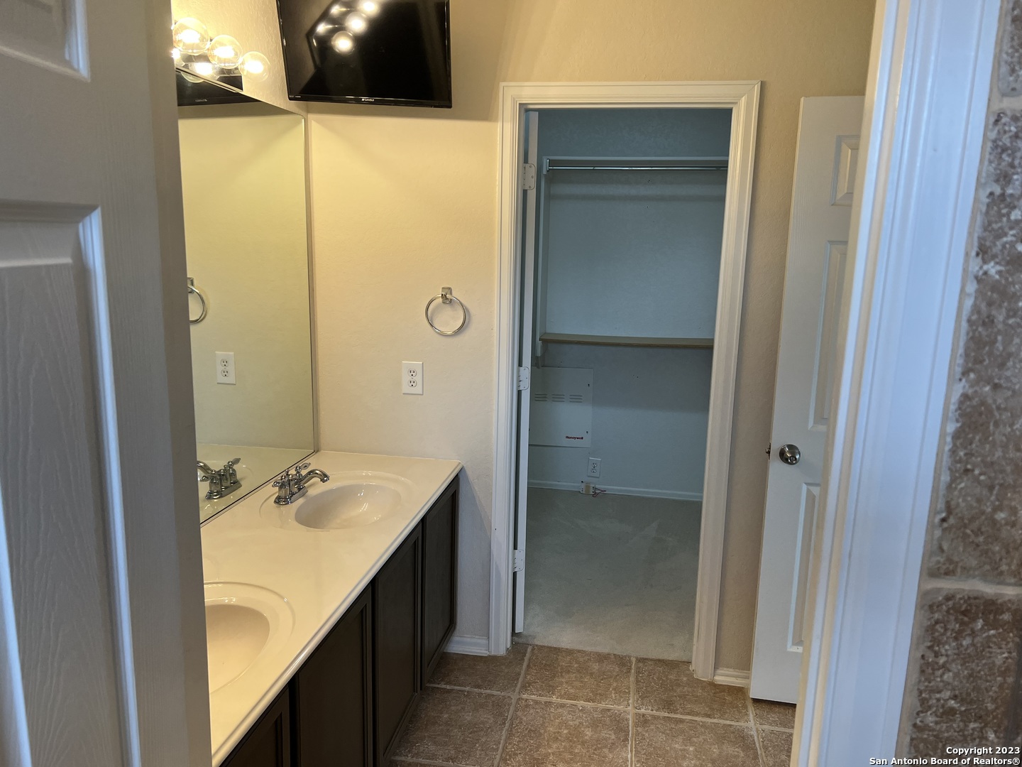 2532 Grayson Circle San Antonio TX 78232