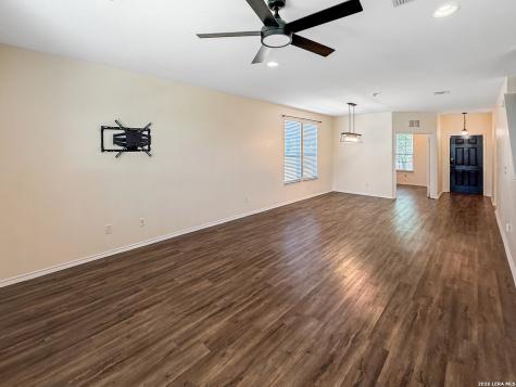 10535 Noble Canyon San Antonio TX 78254