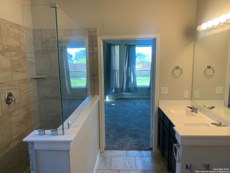 6814 Hibiscus Falls San Antonio TX 78218