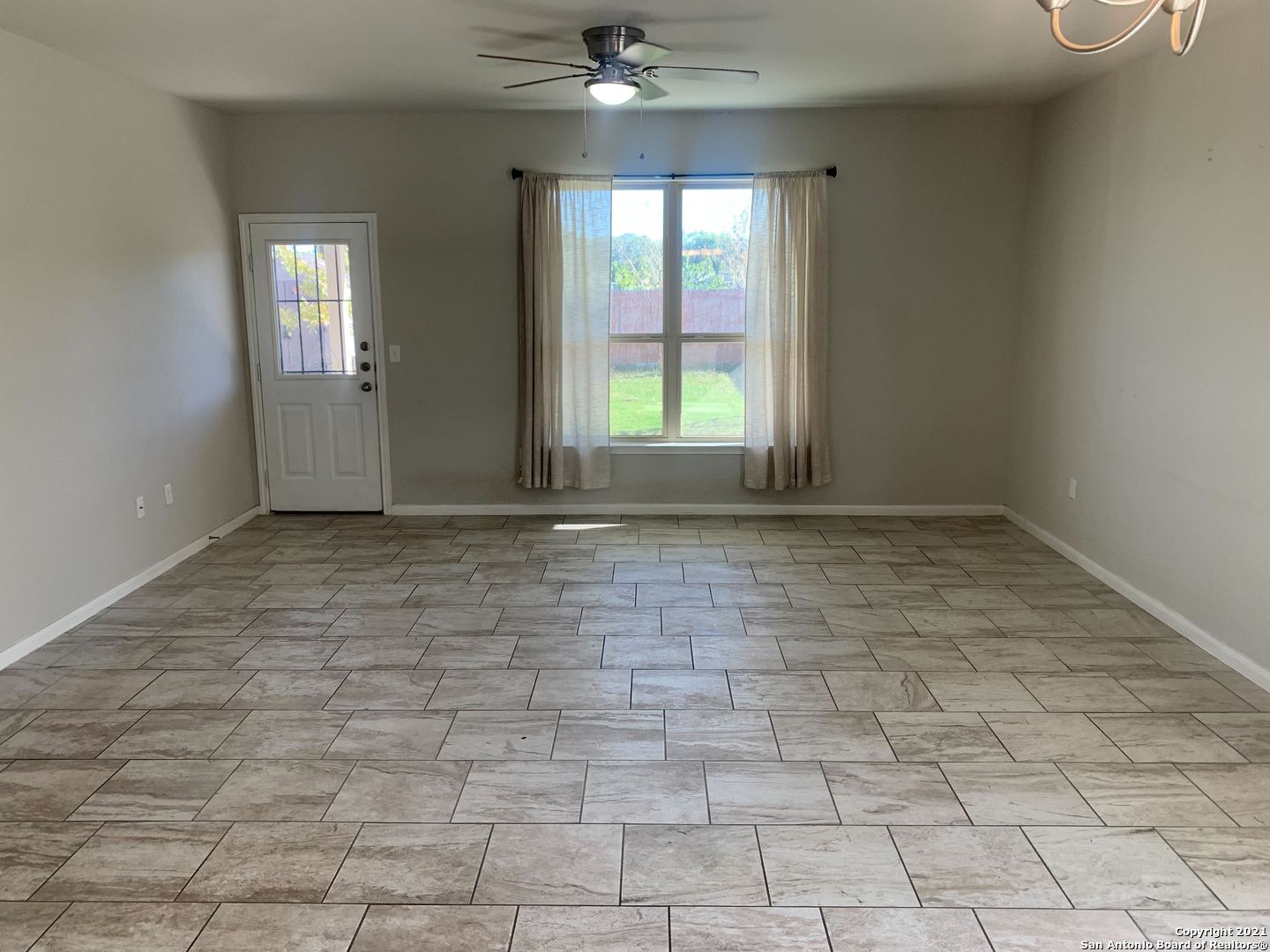 6814 Hibiscus Falls San Antonio TX 78218