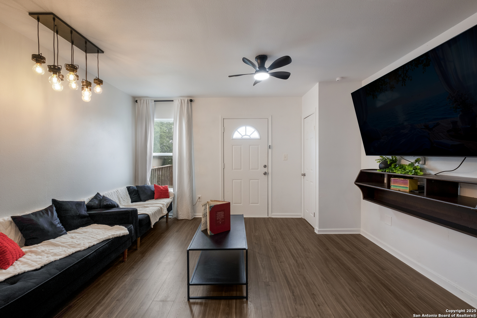 1318 Edison San Antonio TX 78201