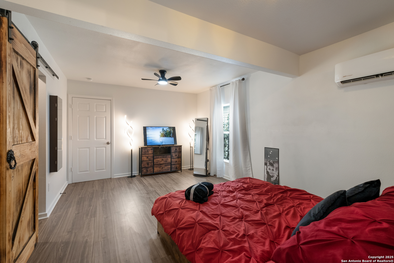 1318 Edison San Antonio TX 78201