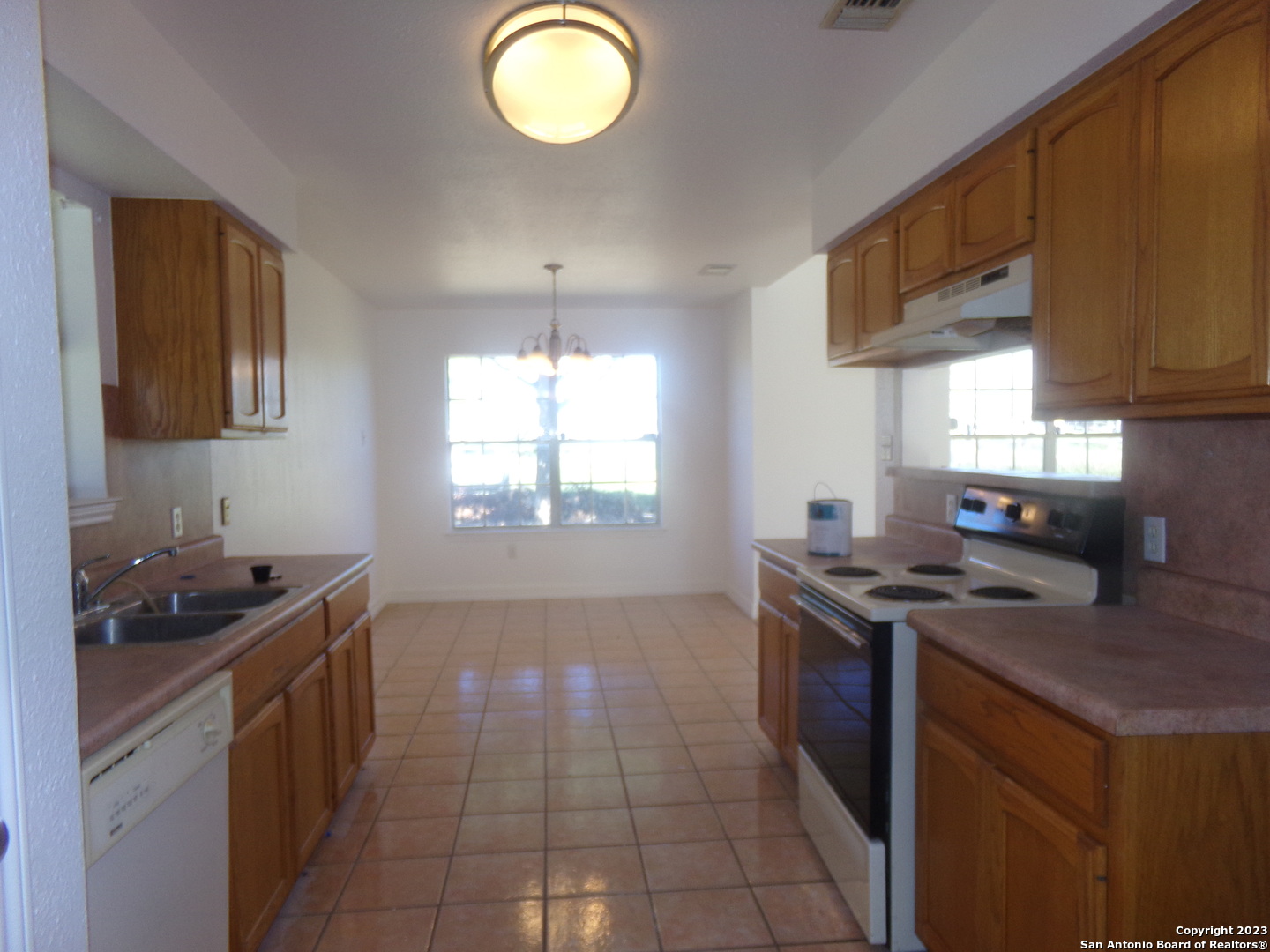 10340 Fowler Atascosa TX 78002