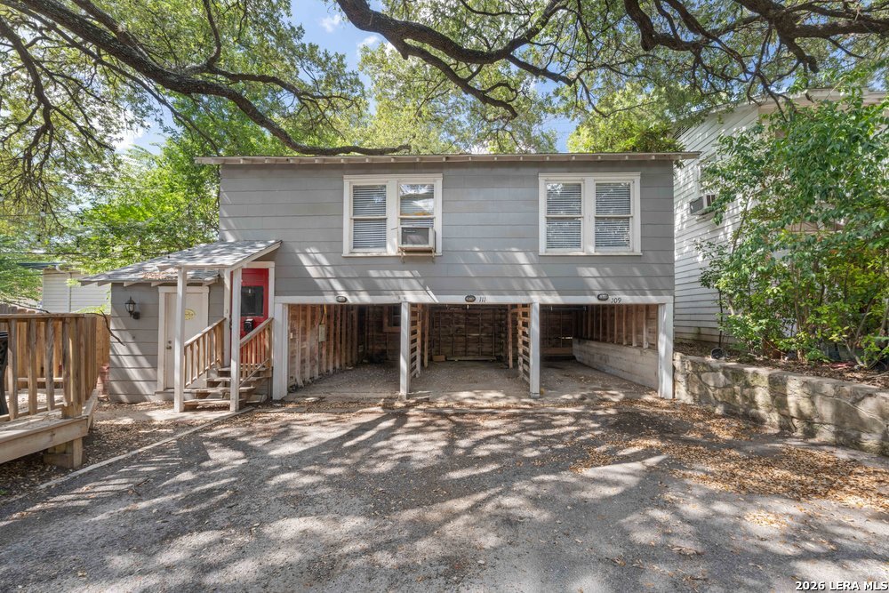 109 W Norwood Court San Antonio TX 78212