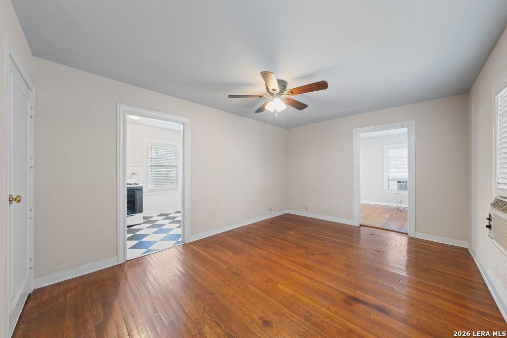 109 W Norwood Court San Antonio TX 78212