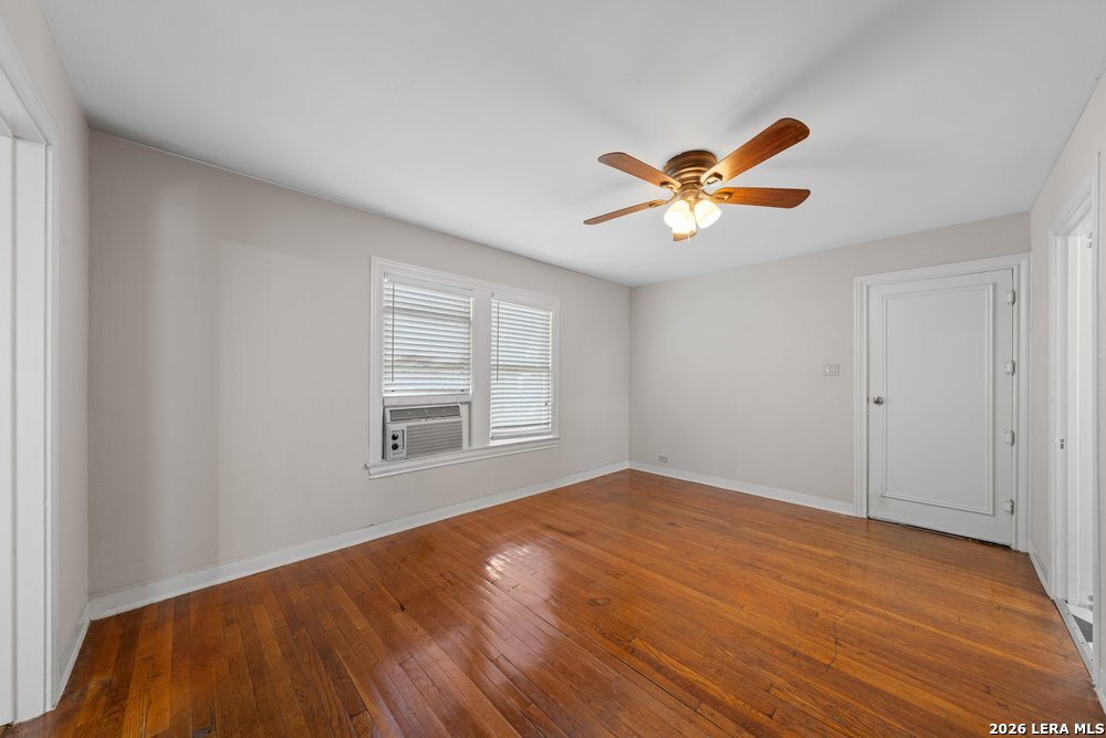 109 W Norwood Court San Antonio TX 78212