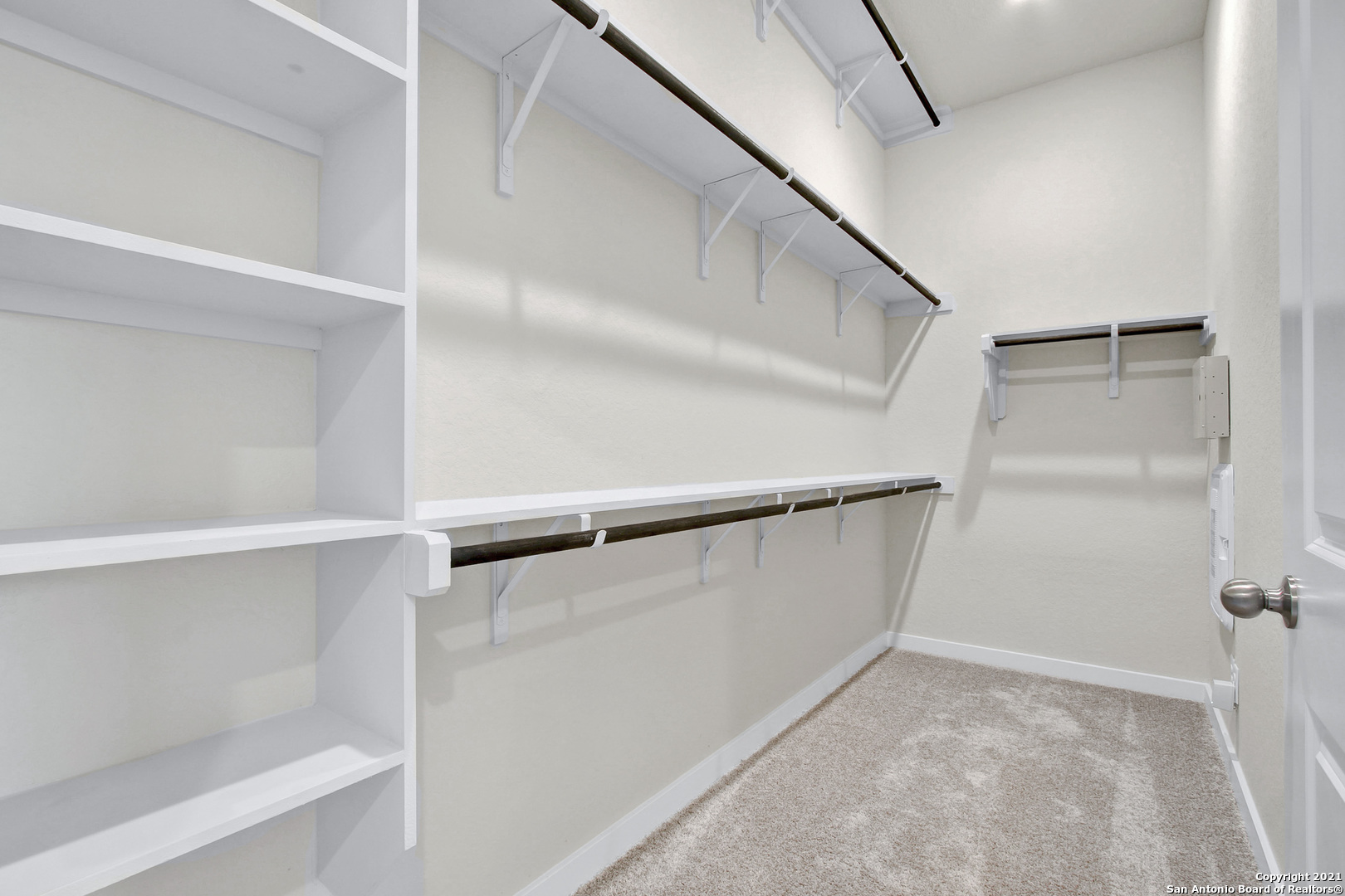 7911 Needle Creek San Antonio TX 78249