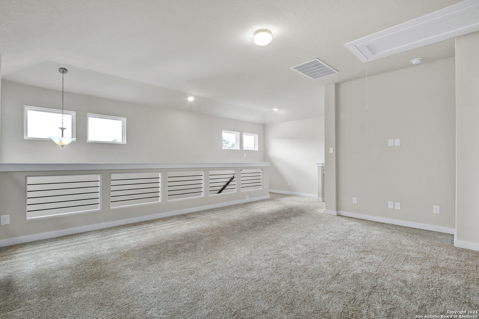 7911 Needle Creek San Antonio TX 78249