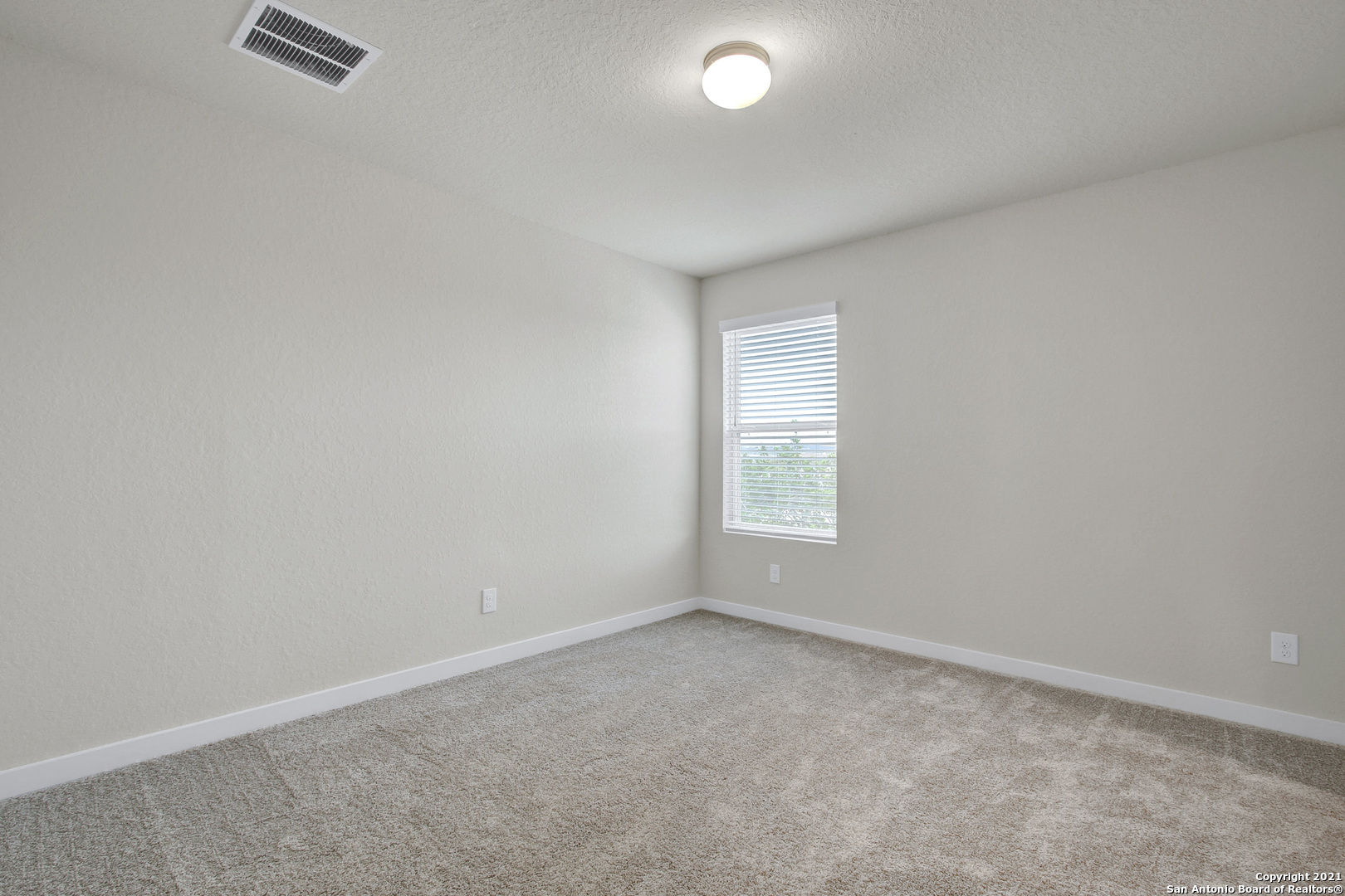 7911 Needle Creek San Antonio TX 78249