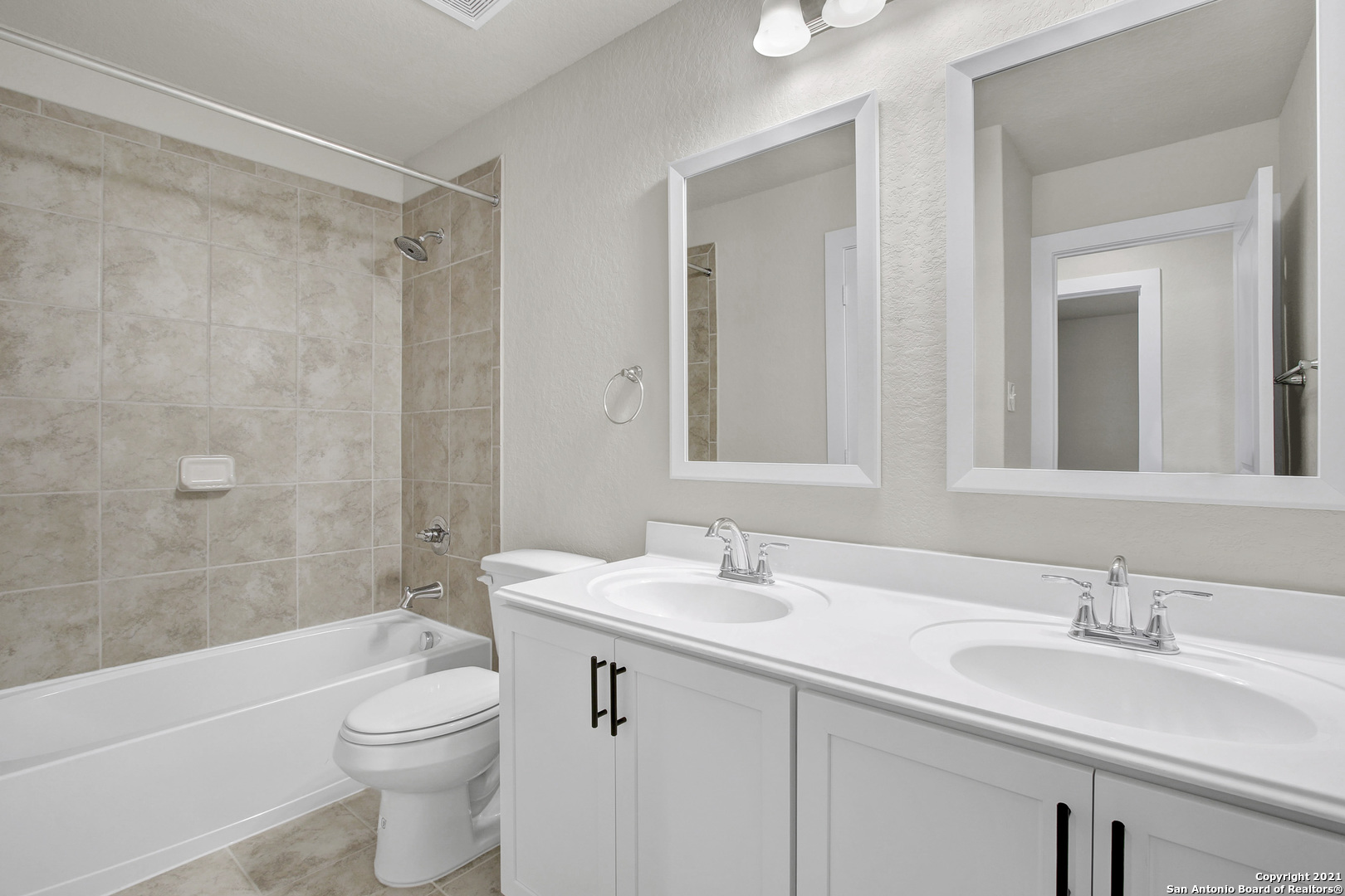 7911 Needle Creek San Antonio TX 78249