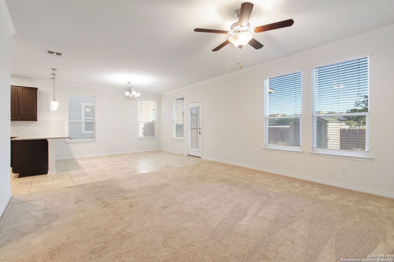 2634 Lake Horizon San Antonio TX 78244