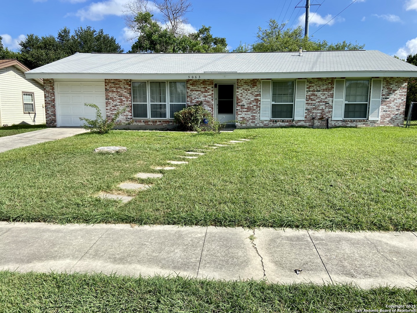 5063 Galahad Drive San Antonio TX 78218