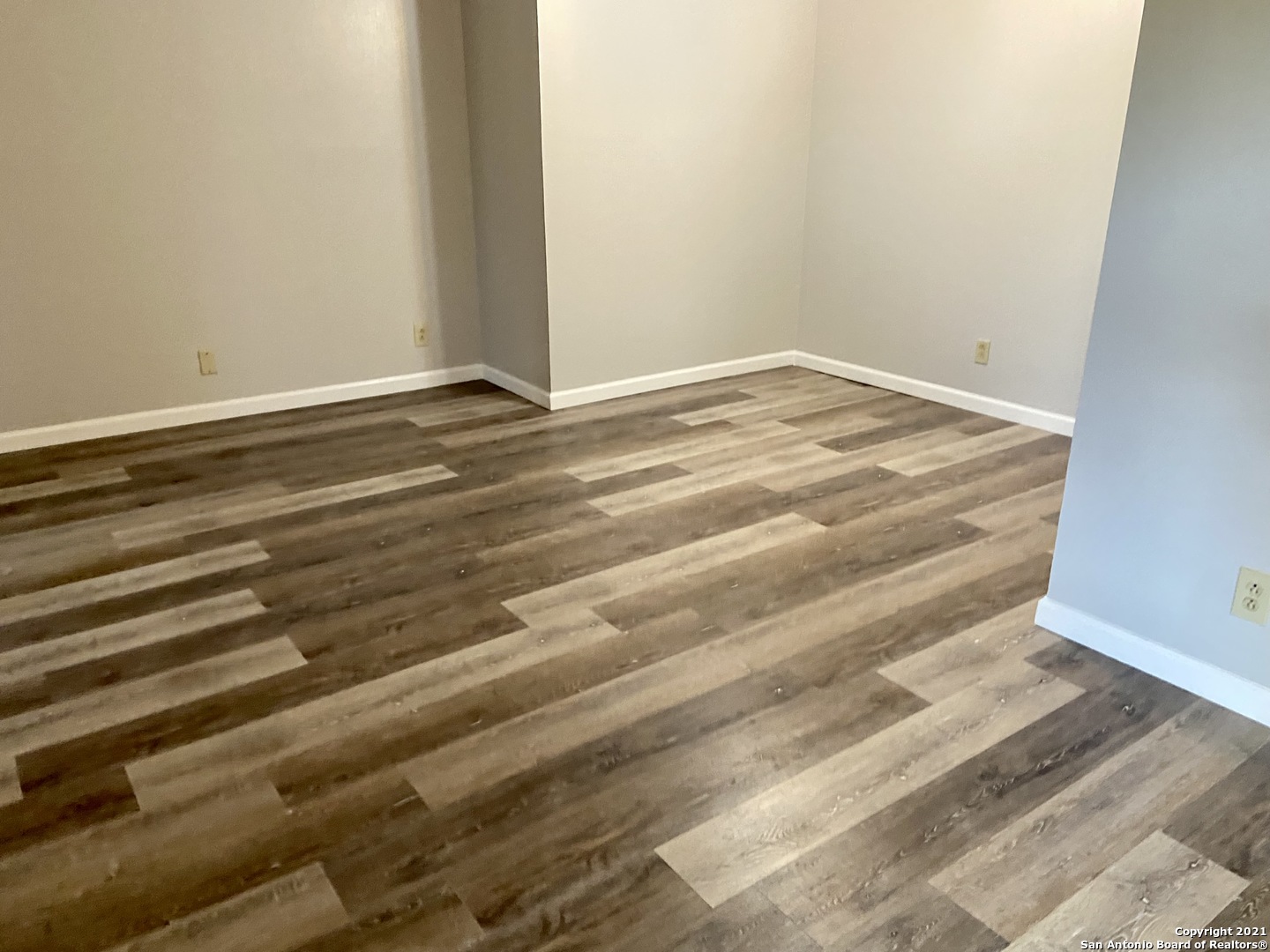 5063 Galahad Drive San Antonio TX 78218