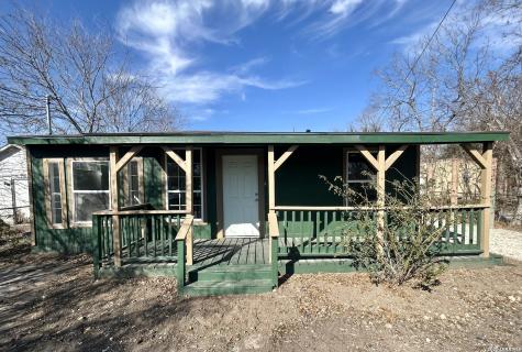 715 W Gerald San Antonio TX 78221