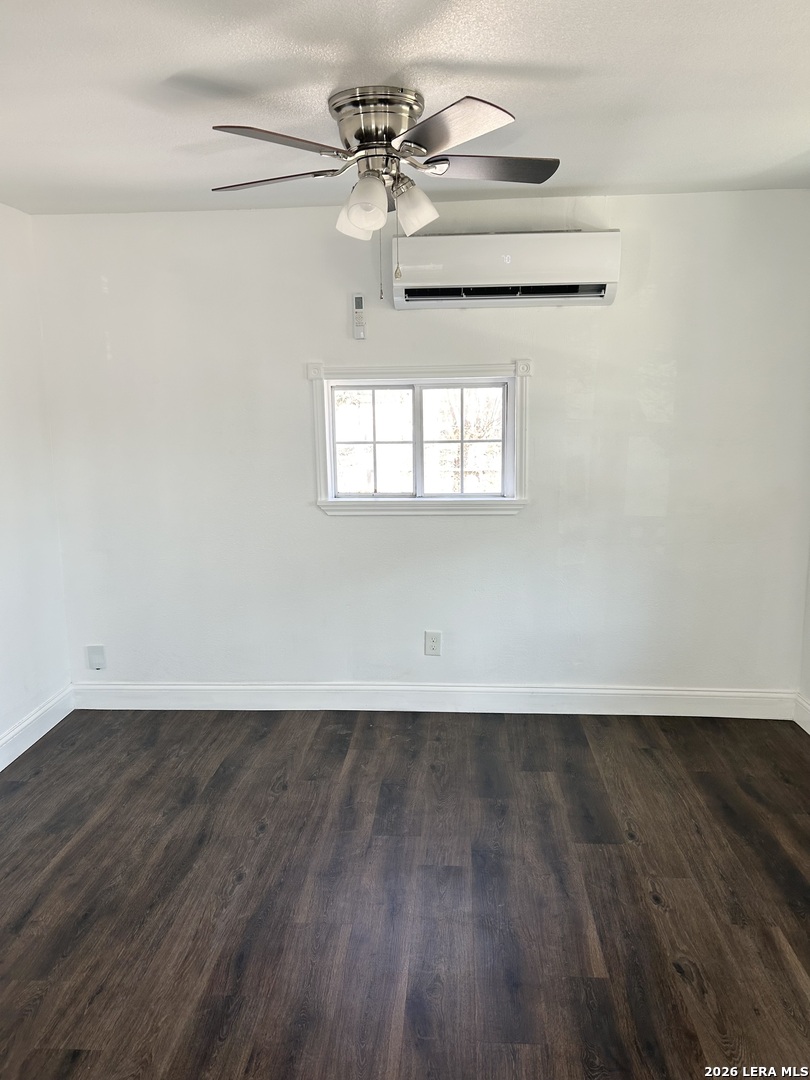 715 W Gerald San Antonio TX 78221