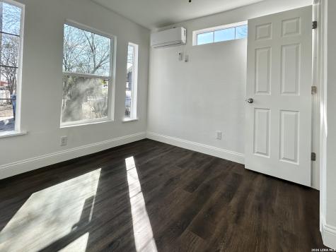 715 W Gerald San Antonio TX 78221