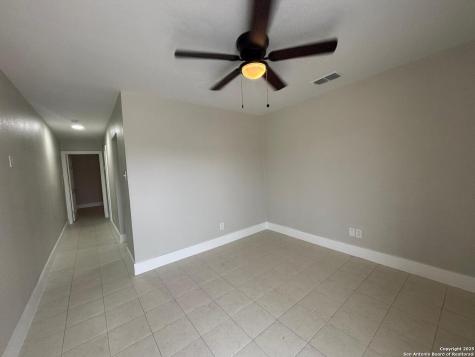 1303 Philadelphia Street Laredo TX 78041
