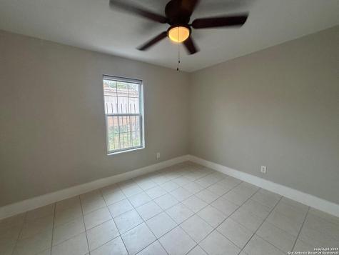1303 Philadelphia Street Laredo TX 78041