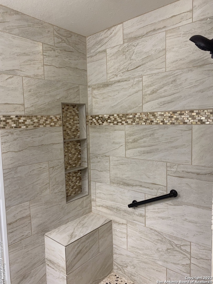 12815 Sand Holly San Antonio TX 78253