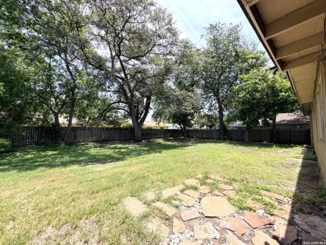 4915 Sierra Madre Drive San Antonio TX 78233