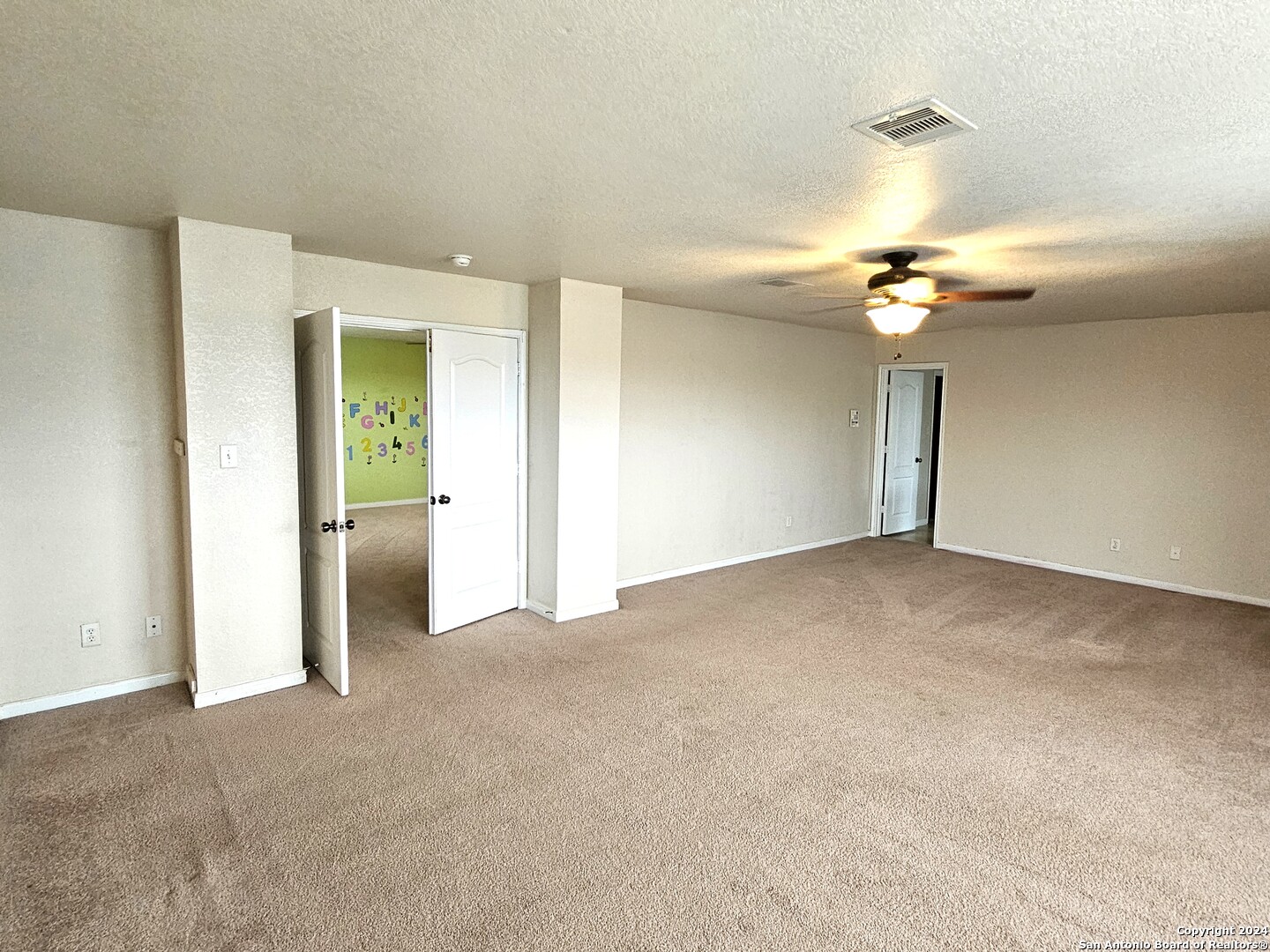 208 Springtree Cove Cibolo TX 78108