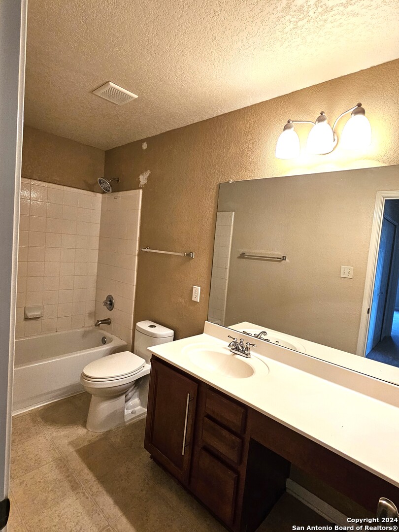 208 Springtree Cove Cibolo TX 78108