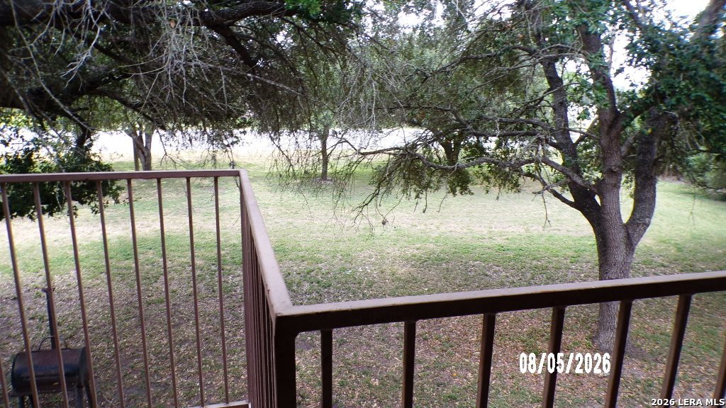 1703 S Washington Beeville TX 78102