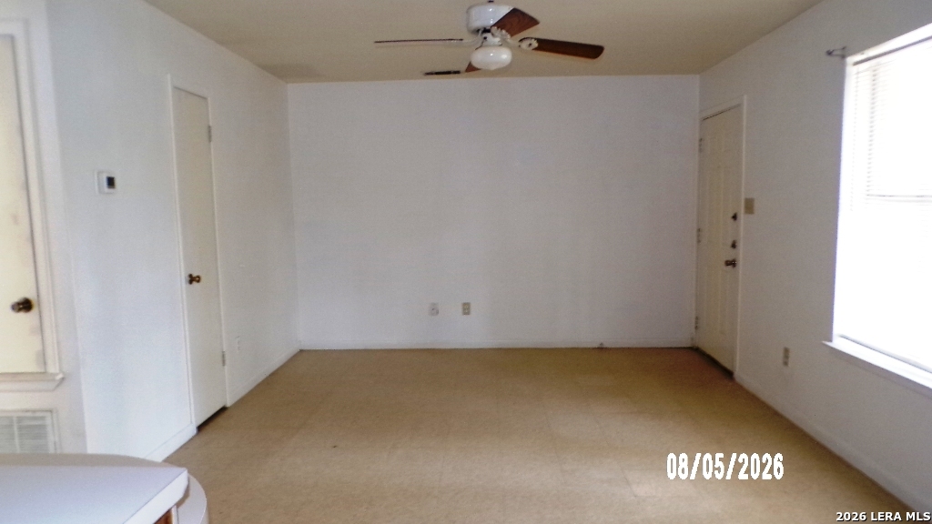 1703 S Washington Beeville TX 78102