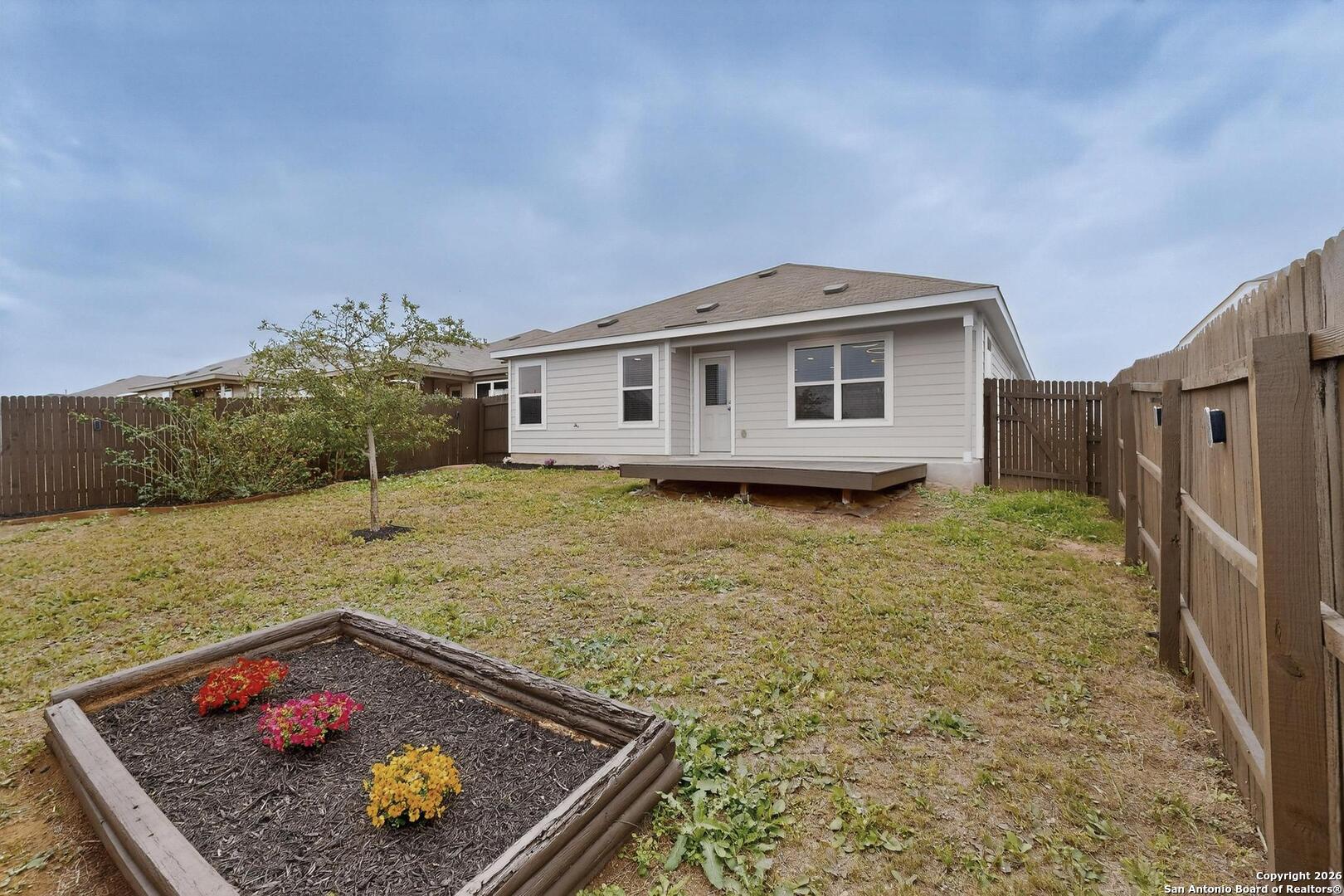 6806 Bale Ridge San Antonio TX 78252
