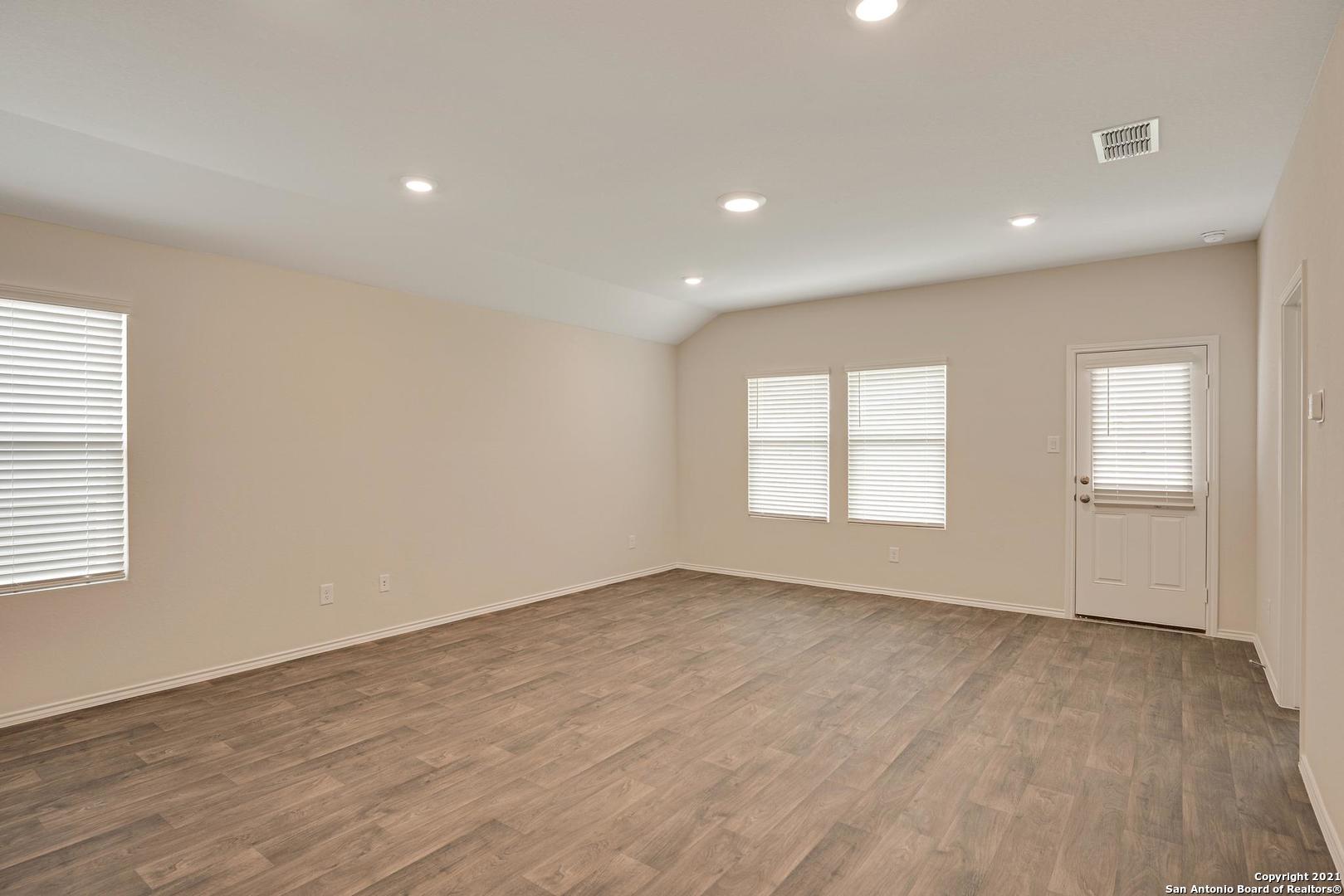 728 Armadillo Drive Seguin TX 78155
