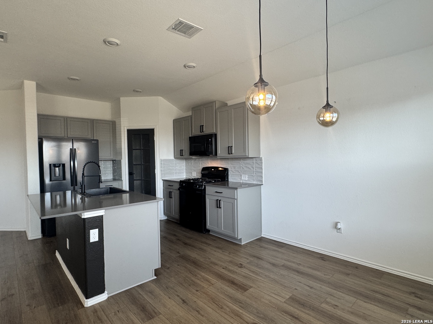 370 Carmello Kyle TX 78640