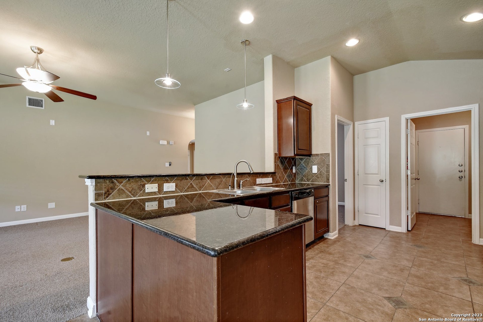 13307 Biltmore Lakes Live Oak TX 78233