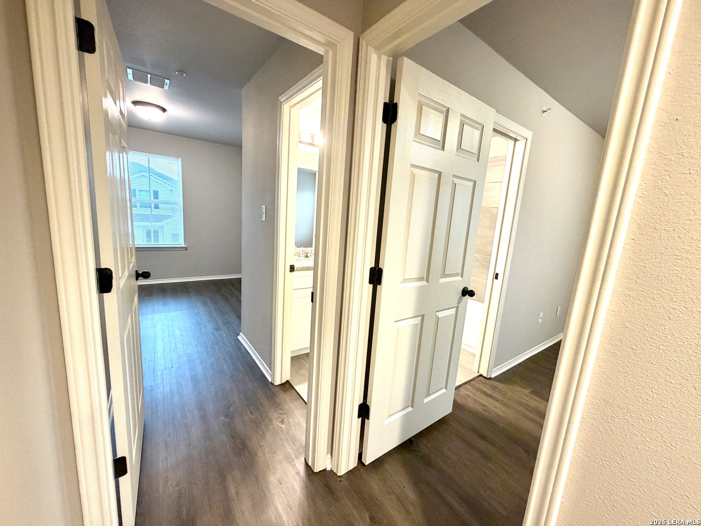 4138 Swans Landing San Antonio TX 78217