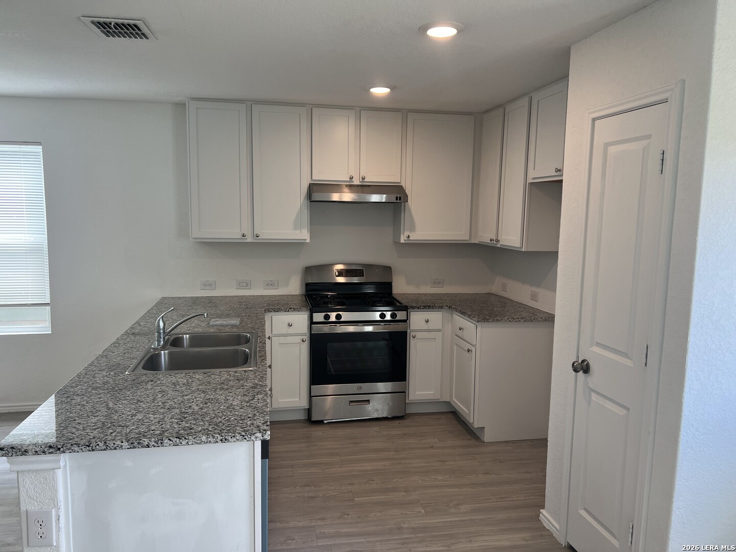 6606 Willow Landing Converse TX 78109