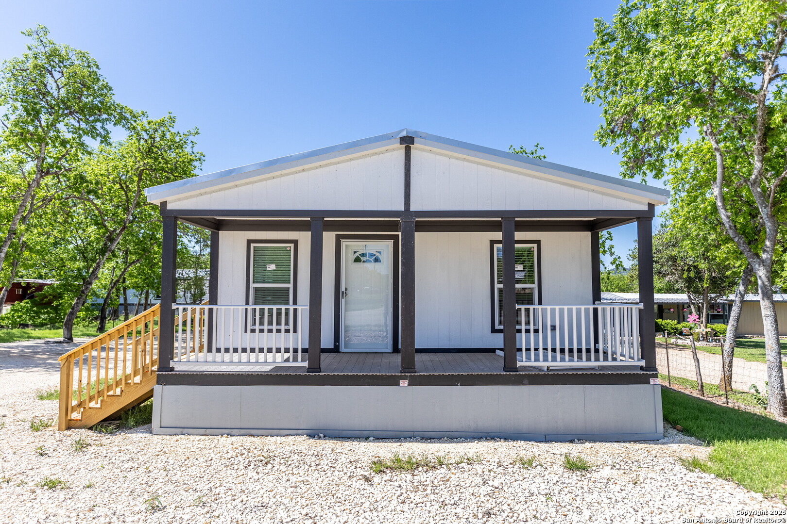 193 Live Oak Medina TX 78055