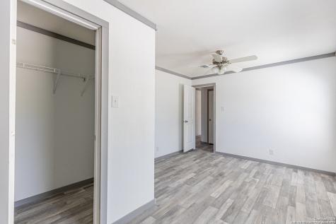 193 Live Oak Medina TX 78055