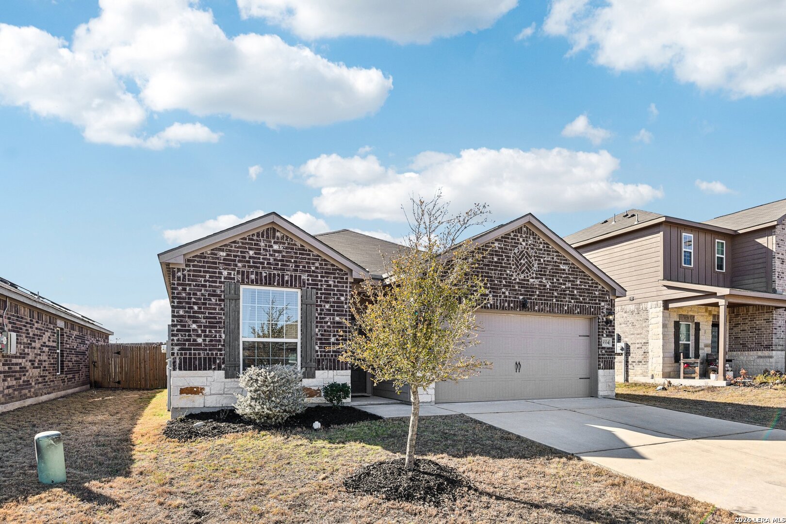 9334 Nubuck Branch Converse TX 78109