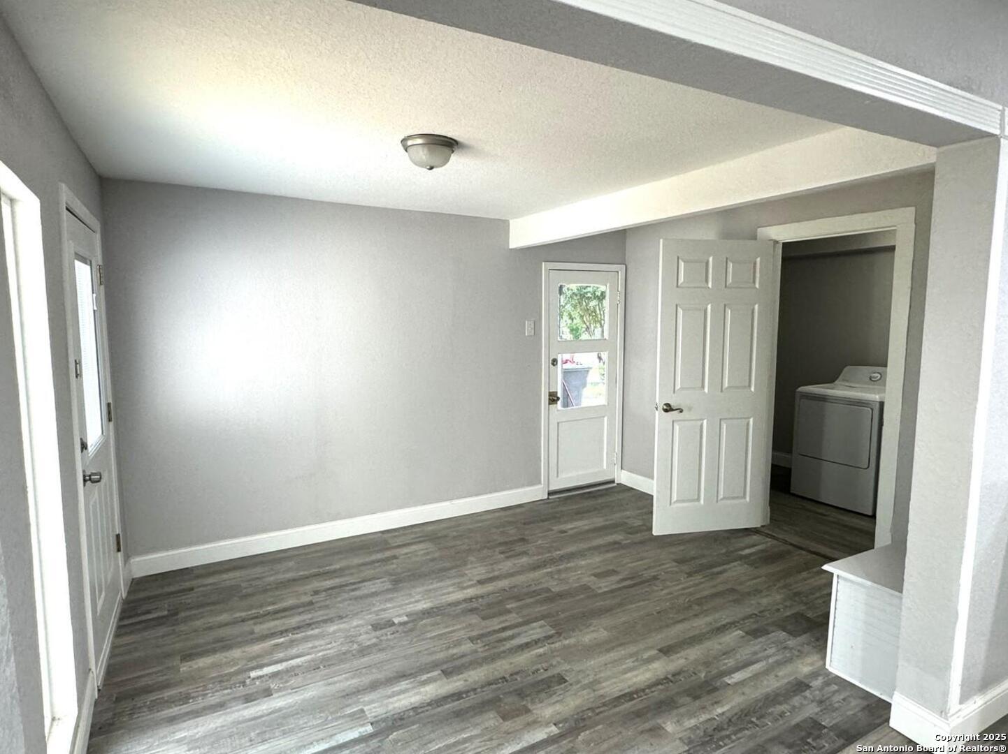 3606 Versailles San Antonio TX 78219