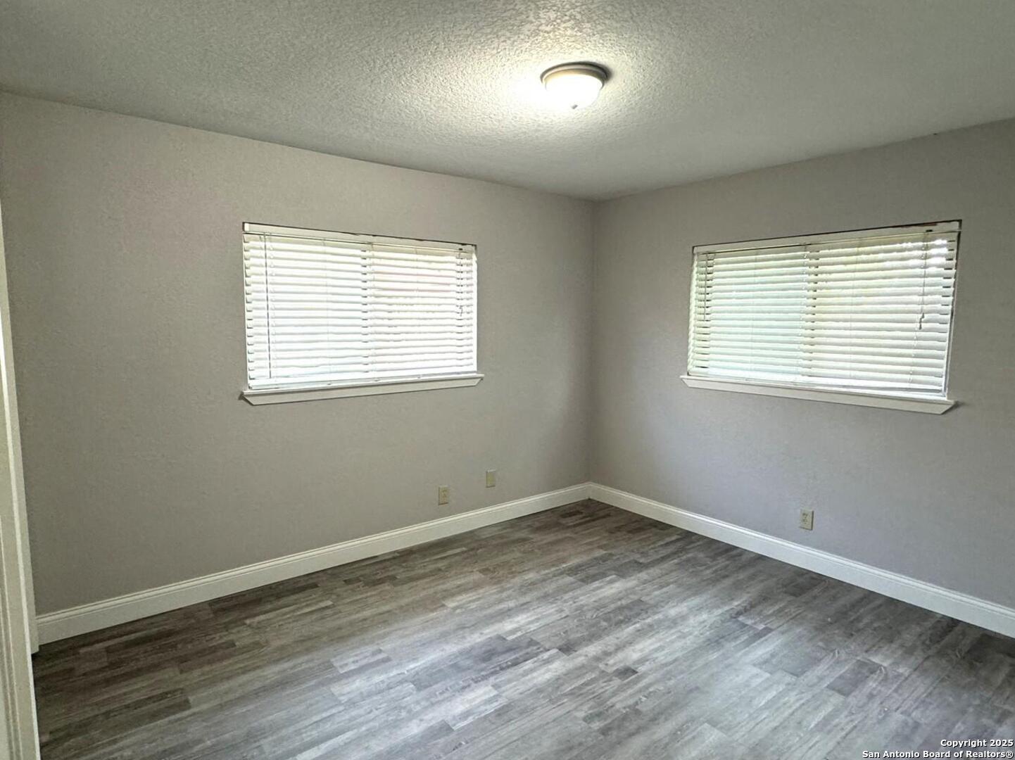 3606 Versailles San Antonio TX 78219