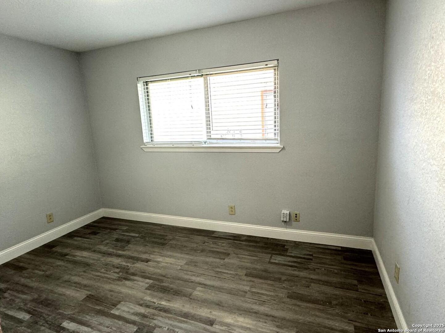 3606 Versailles San Antonio TX 78219