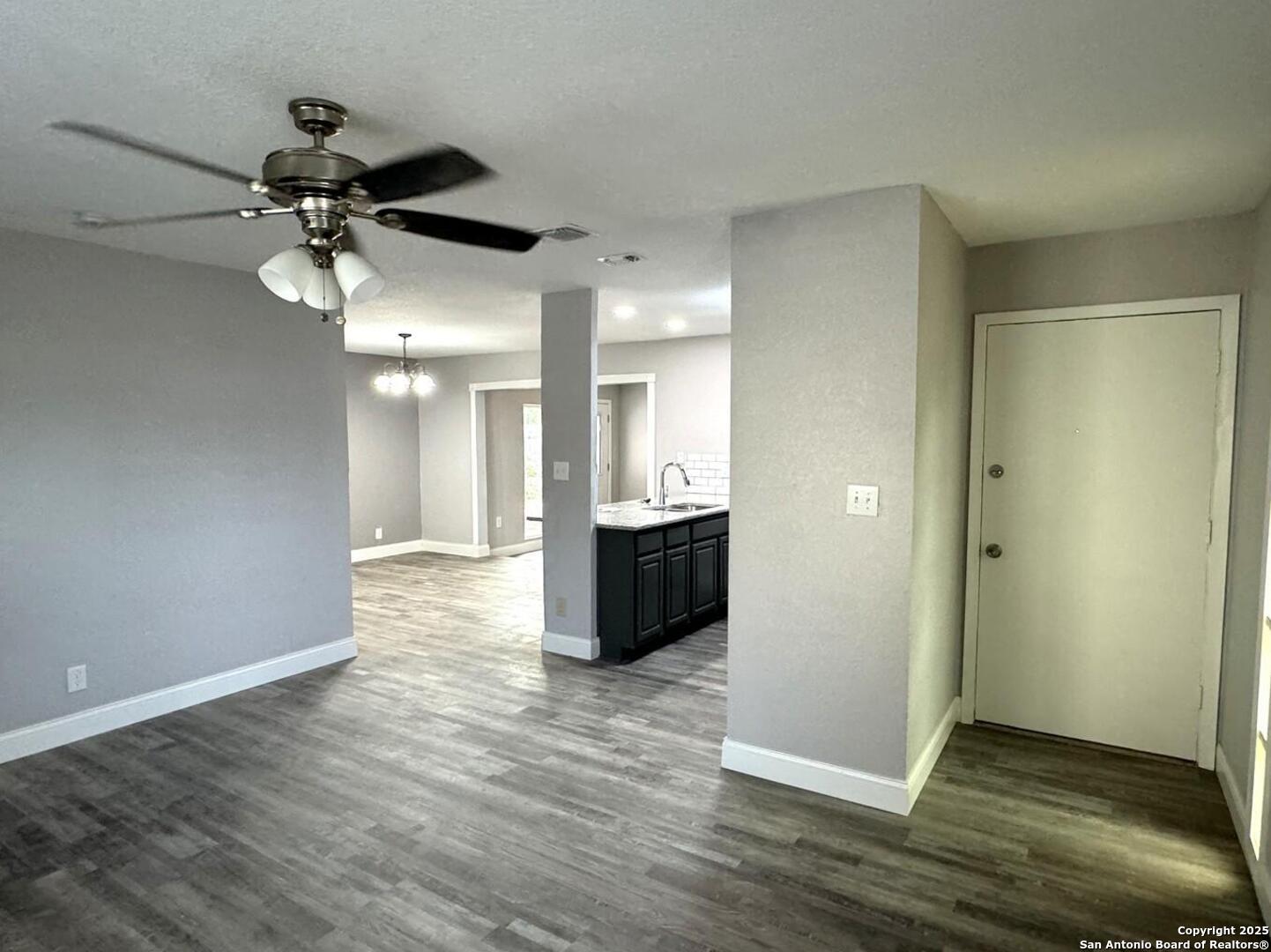 3606 Versailles San Antonio TX 78219