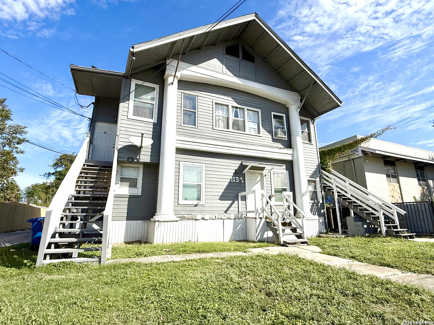 1137 W Ashby Place San Antonio TX 78201